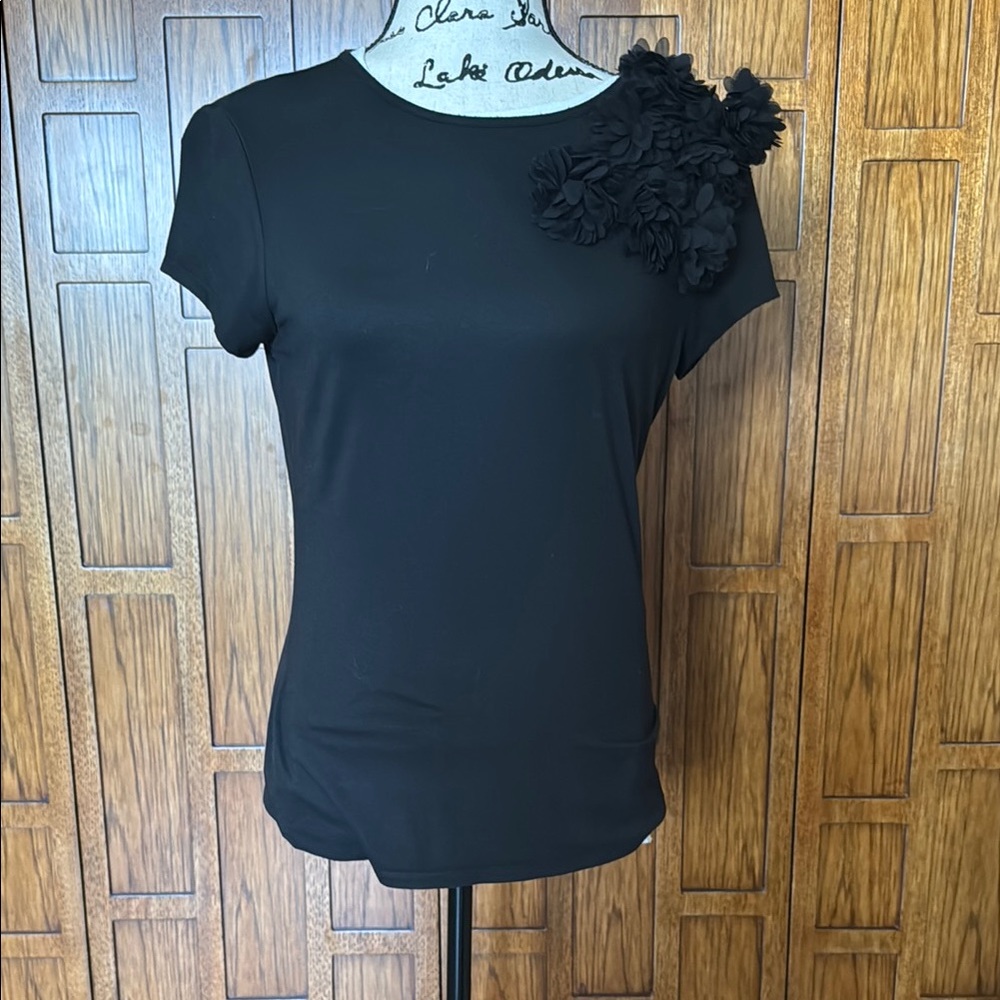 Black Fitted Embellished Short Sleeve Tee